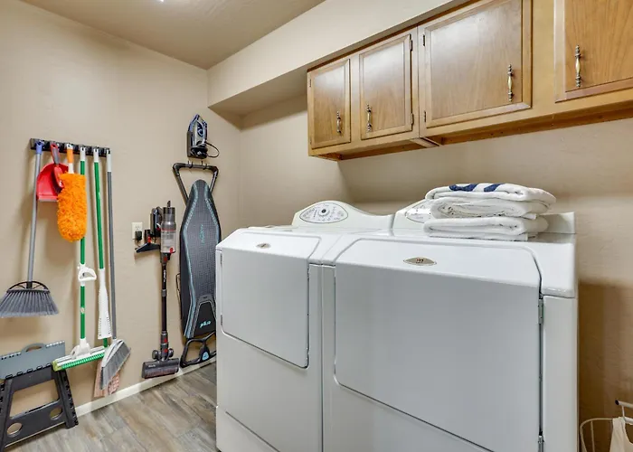 Golf, Swim, Soak! Family-friendly Scottsdale Holiday home Phoenix